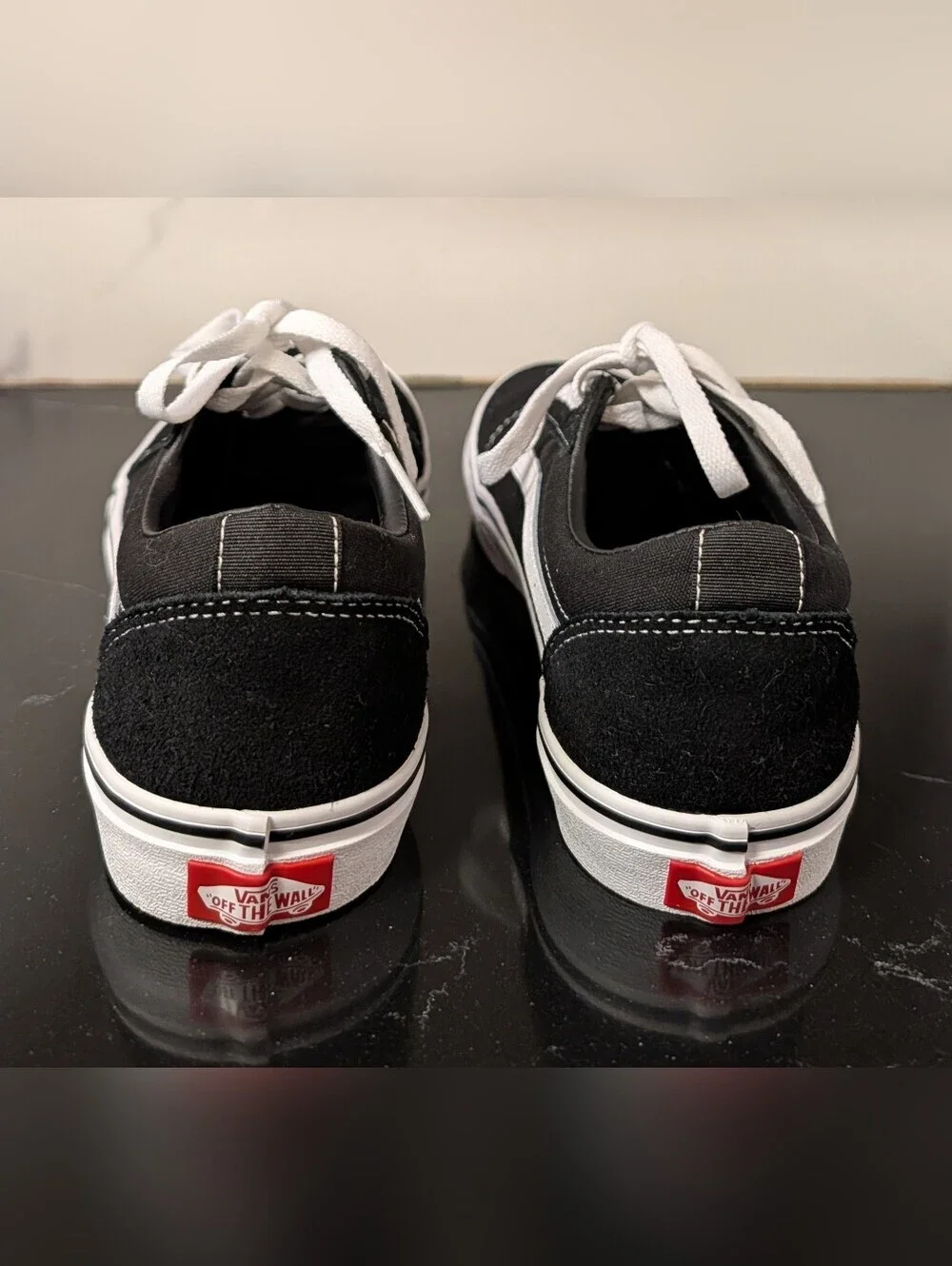 Vans Old Skool Low-Top Black Canvas Sneakers Big Kids Size 7Y Used Exc/ Box